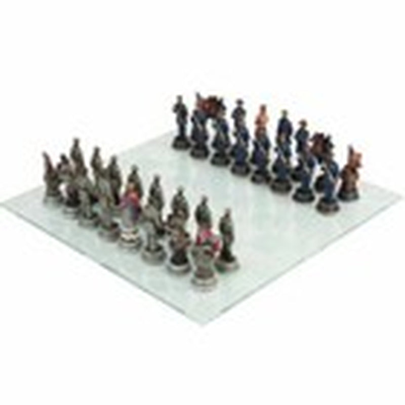 CIVIL WAR YANKEE NORTH against SOUTH REBELS CHESS PIECES and GLASS BOARD SET